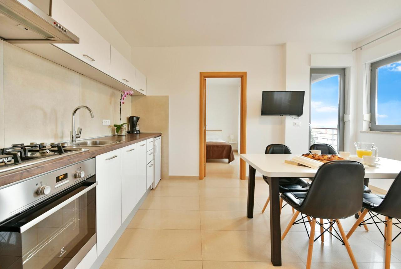 Apartment Rudan 1 *